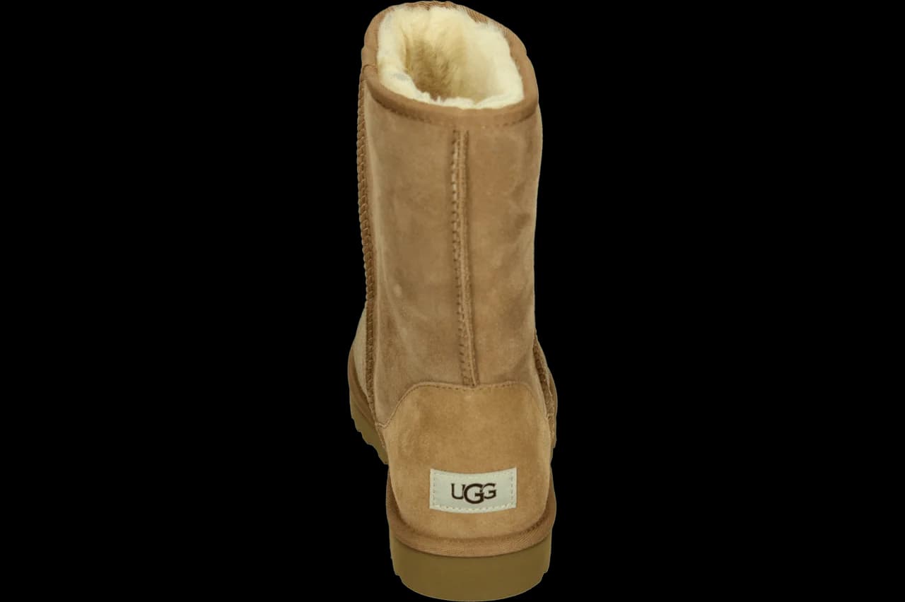 UGG CLASSIC SHORT NEW M 563.15.017 UGG CLASSIC SHORT NEW M 563.15.017